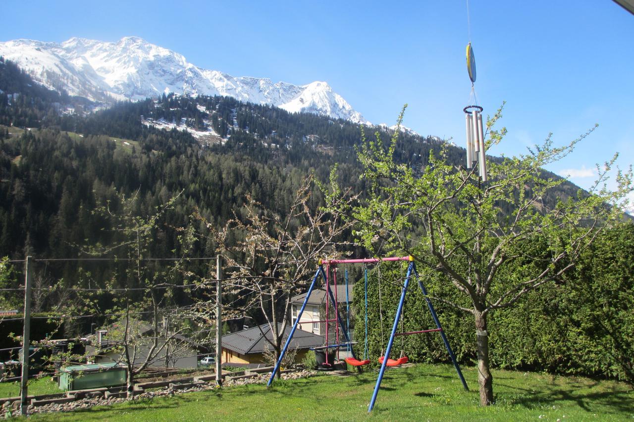 B&B Gottardo Airolo Exteriör bild