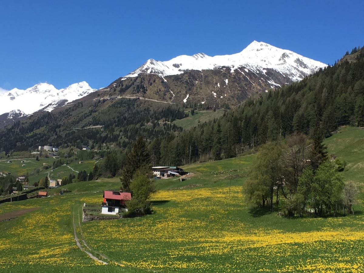 B&B Gottardo Airolo Exteriör bild